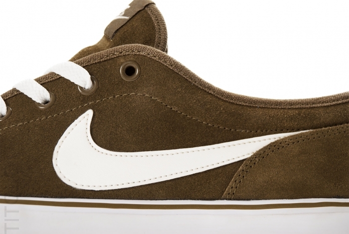 Nike Toki Low Vintage 2