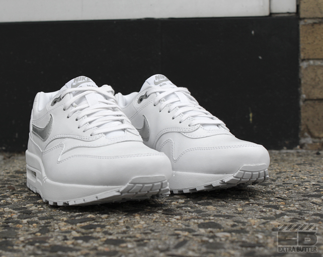 Nike Wmns Air Max 1 White Metallic Silver 2