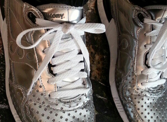 Play Cloths X Saucony Shadow 5000 Teaser 1