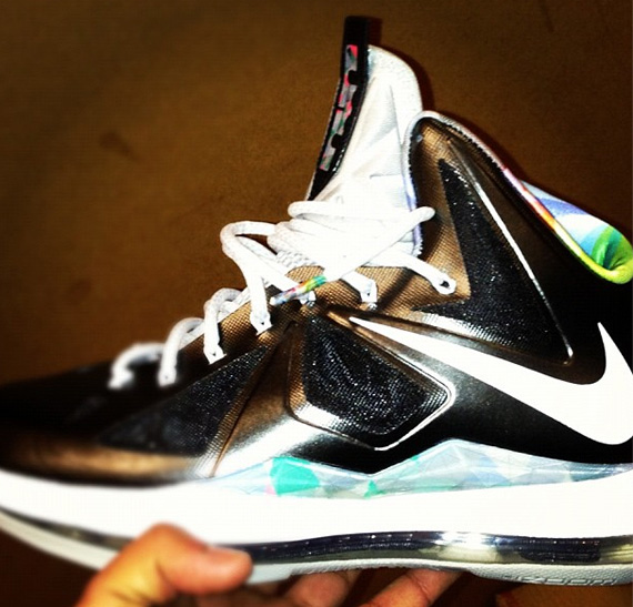 Prism Lebron 10