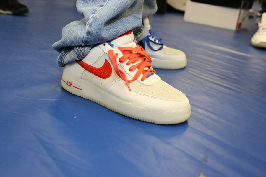 Sneaker Con Charlotte December 2012 Feet Recap 017