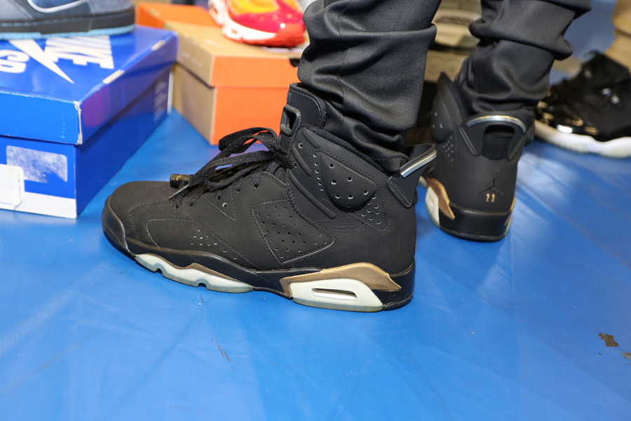 Sneaker Con Charlotte December 2012 Feet Recap 071