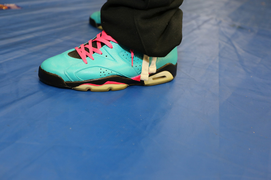 Sneaker Con Charlotte December 2012 Feet Recap 095