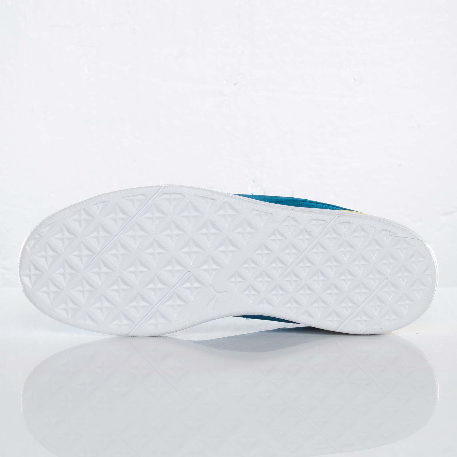 Undftd Puma Future Clyde 28