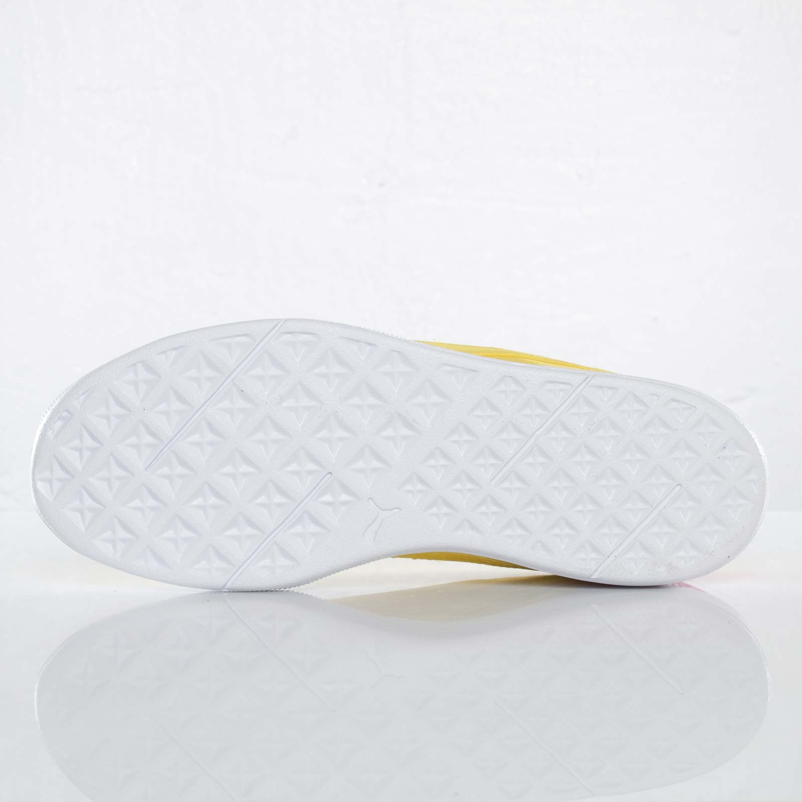 Undftd Puma Future Clyde 6