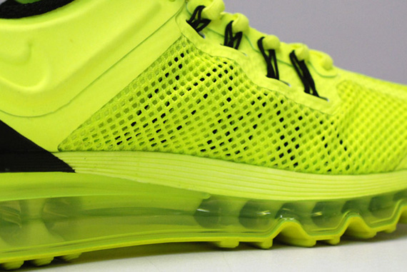 Volt Nike Air Max 2013 6