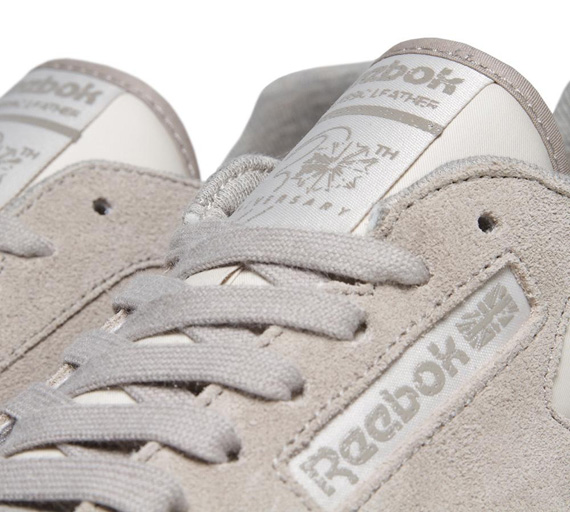 09 01 2013 Reebok Classicleather Khaki3