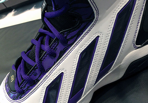 adidas adiPower Howard 3 “Home”