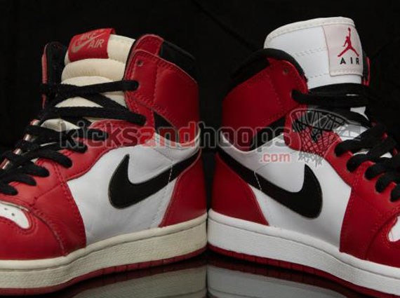 Air Jordan 1 High Retro “Bulls” – 1994 vs. 2013 Comparison