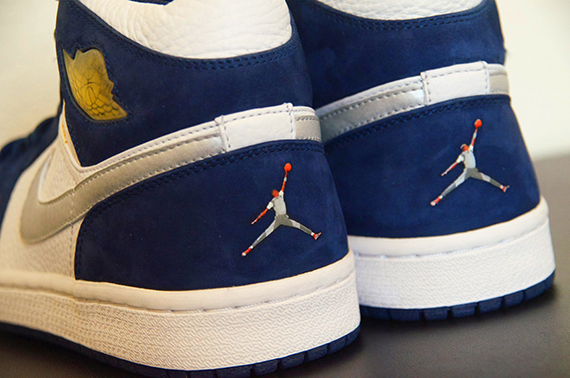 Air Jordan 1 White Navy Jumpman Logo Sample 2