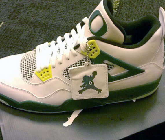 Air Jordan Iv Duckman Oregon Pe 03