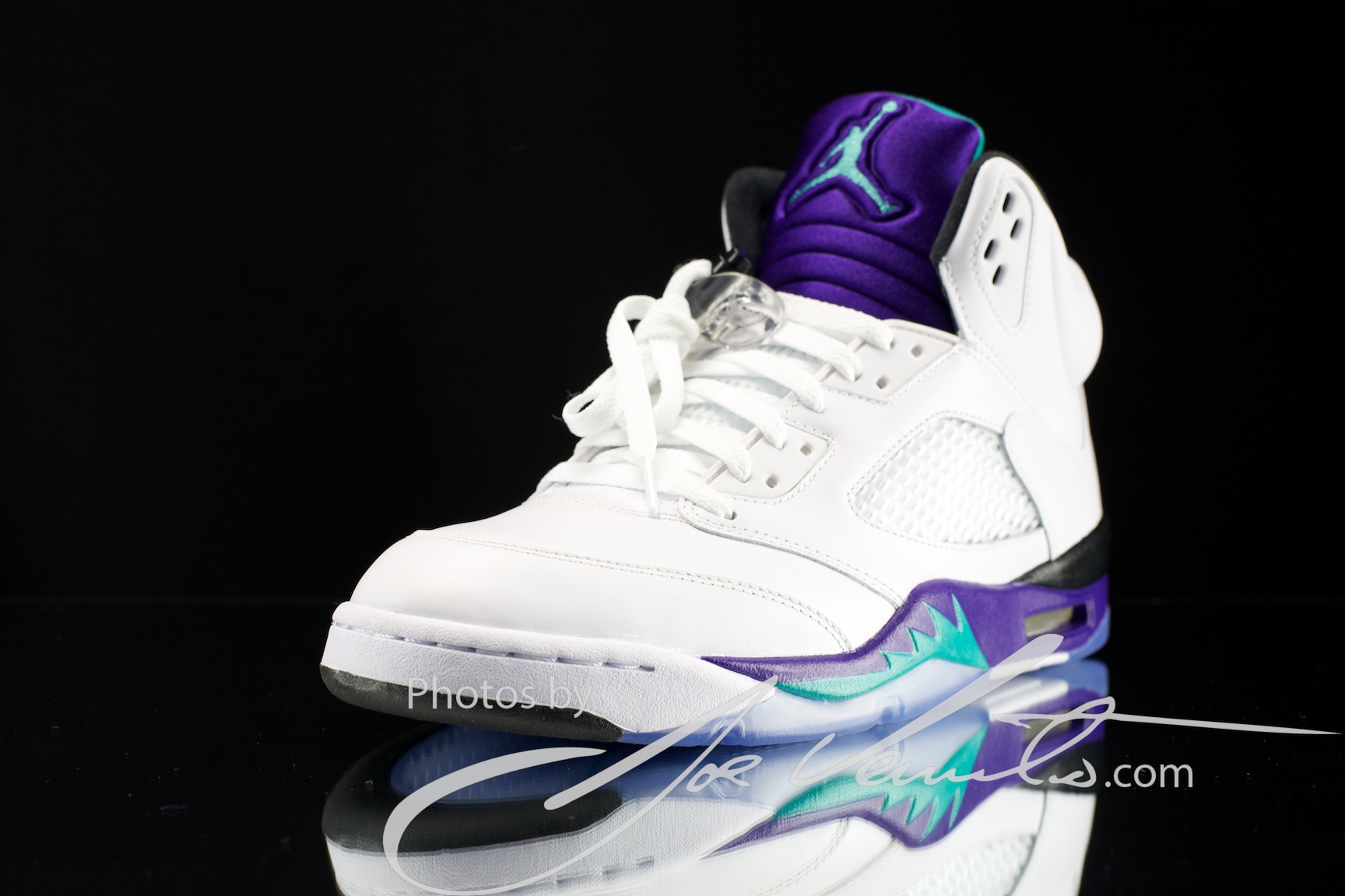 Air Jordan V Grape Detailed Images 3