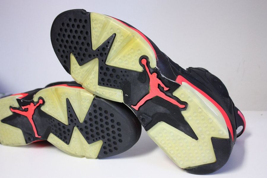 Air Jordan Vi Black Infrared Og 02