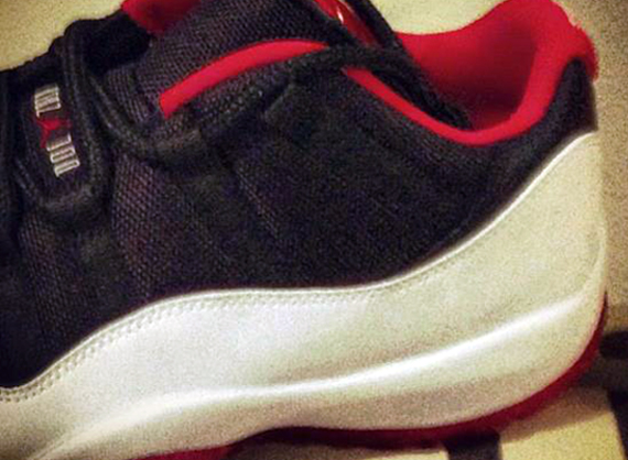 Air Jordan XI Low - Black - White - Varsity Red