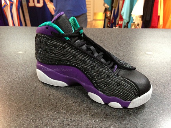 Air Jordan Xiii Gs Black Atomic Teal Ultraviolet 03