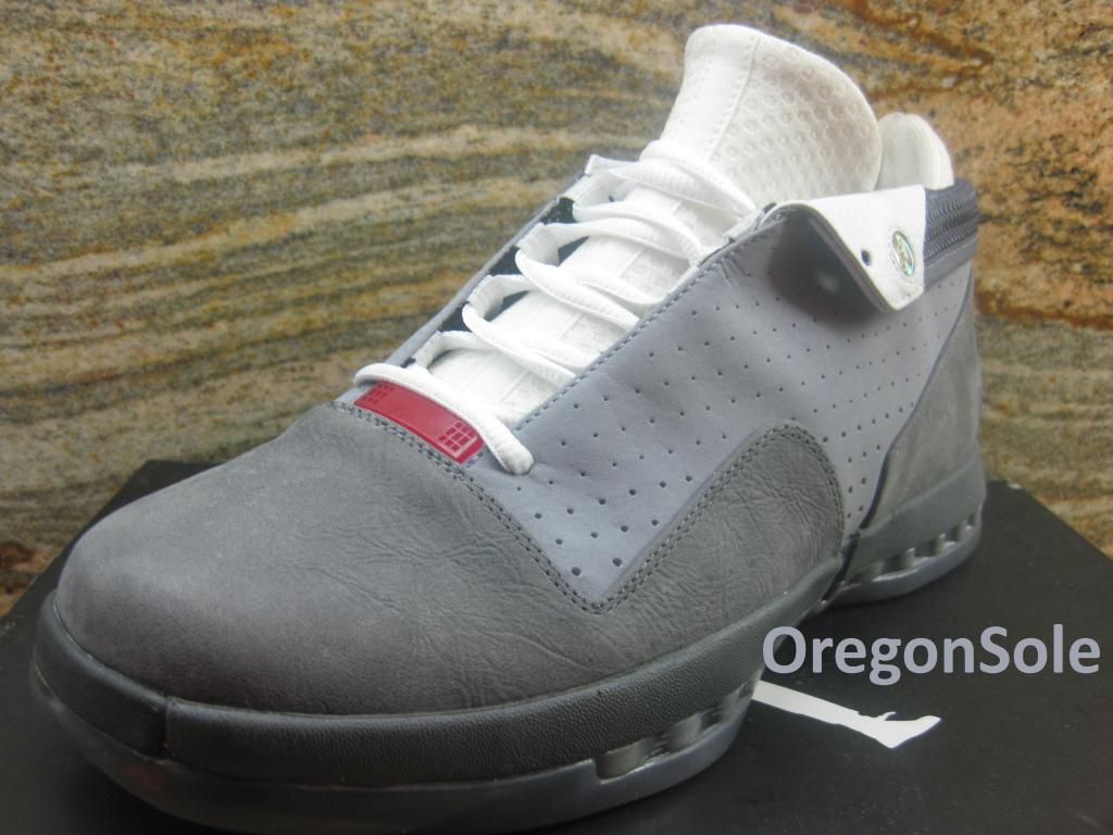 Air Jordan Xvi Low Dark Grey Metallic Silver Unreleased 2012 Retro 02