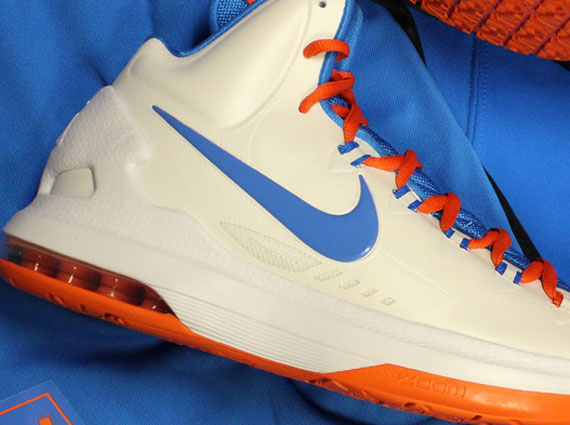 Nike KD V “Home” – Arriving at Retailers