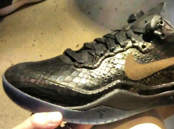 Kobe 8 Black Mamba Yots