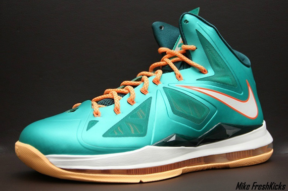 Lebron X Setting Dolphins 1