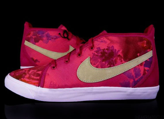 Liberty X Nike Wmns Toki