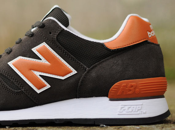 New Balance 670 – Orange – Brown