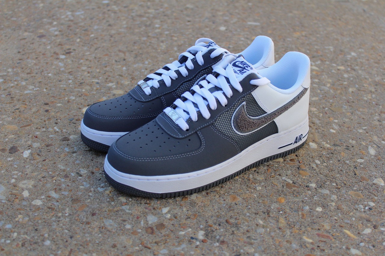 Nike Air Force 1 Low Varsity Swoosh 2