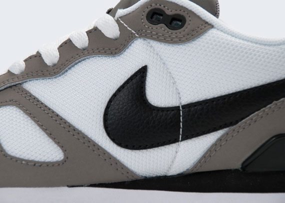 Nike Air Waffle Trainer – Sport Grey – White – Black