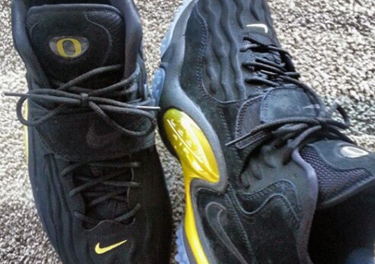 Nike Air Zoom Jet Turf ’97 – Oregon Ducks PE