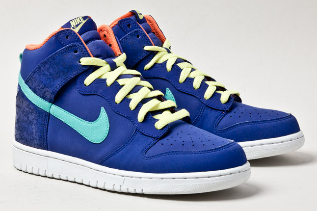 Nike Dunk High Fruit Crackle 2