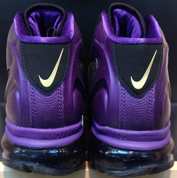 Nike Flyposite Black Club Purple Midas Gold 2