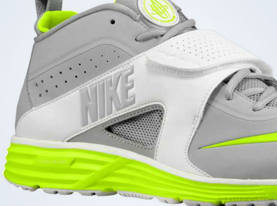 Nike Huarache Turf LAX – Grey – Volt