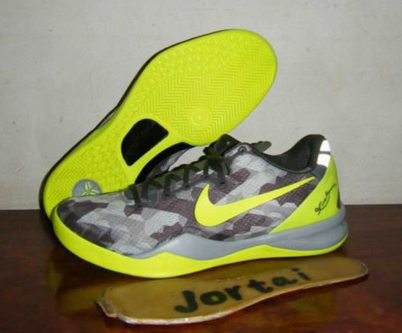 Nike Kobe 8 Grey Volt 00