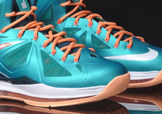 Nike LeBron X “Setting”