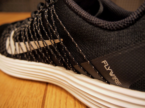 Nike LunaRacer+ 3 – Black – White