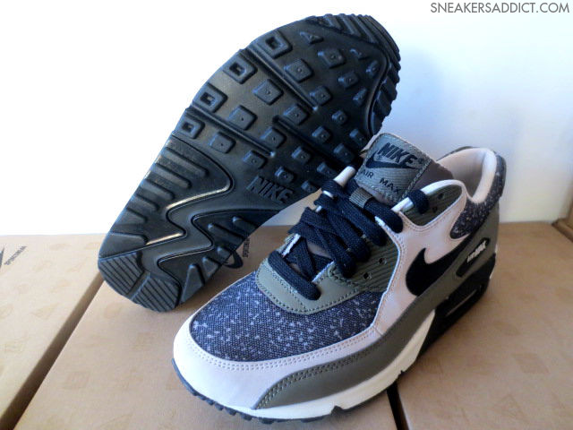 Nike Wmns Air Max 90 Speckle Camo White Grey Black 6