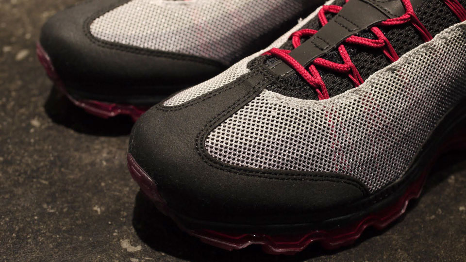 Nike Wmns Air Max 95 Dynamic Flywire Grey Black Red 5