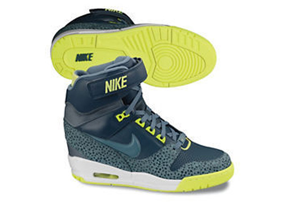 Nike Wmns Air Revolution Sky Hi Summer 2013 4