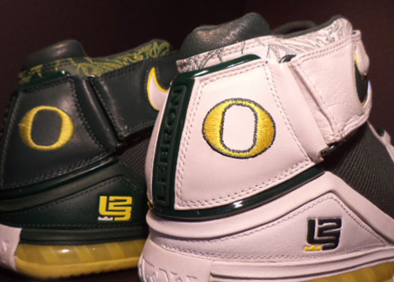 Nike Zoom LeBron II "Oregon Ducks" PEs