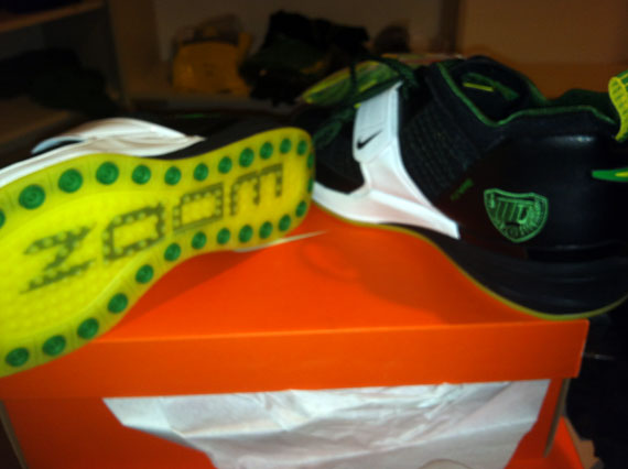 Nike Zoom Revis Oregon Alternate Pe 4