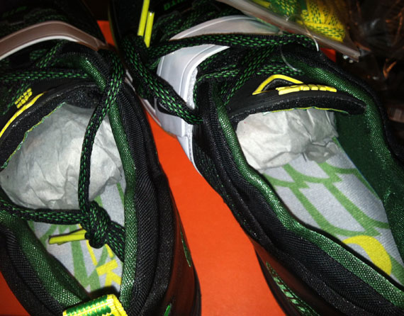 Nike Zoom Revis Oregon Alternate Pe 6