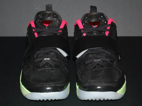 Nike Zoom Revis Yeezy 2 2