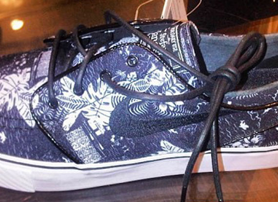 Nike Zoom Stefan Janoski Floral 1