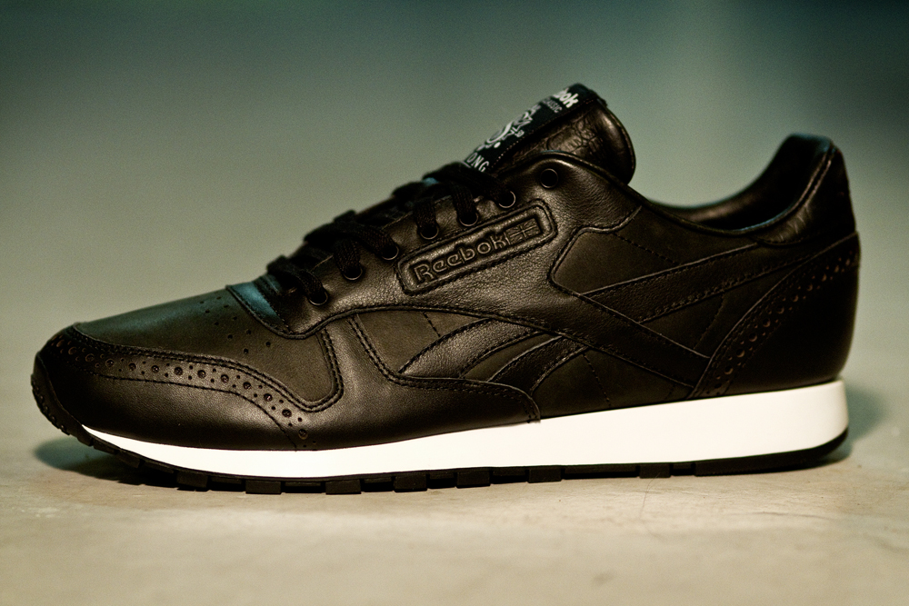 Salong Betong Reebok Classic Leather 1