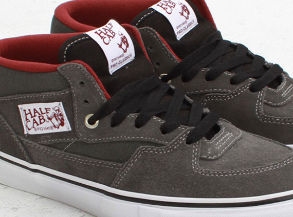 Vans Half Cab Pro - Charcoal - Burgundy