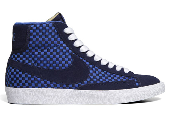 Woven Nike Blazer Mid 3