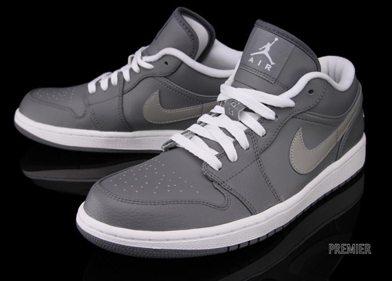 Air Jordan 1 Low Cool Grey 01