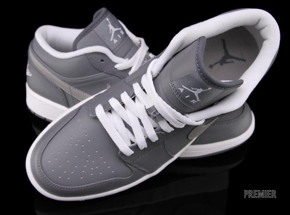 Air Jordan 1 Low Cool Grey 05