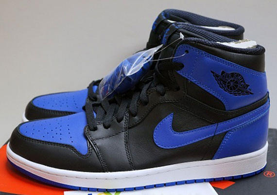 Air Jordan 1 "Royal" - Release Reminder