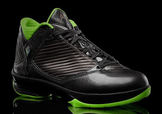 Air Jordan 2009 “Black/Neon Green” Collection