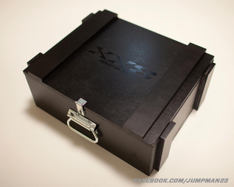 Air Jordan Xx8 Commemorative Wooden Box 02